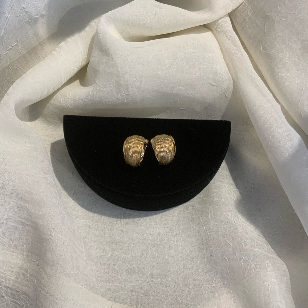 Vintage Monet Clip On Earrings